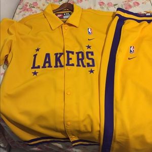 1957 Throwback Los Angeles  Lakers suit!!!!